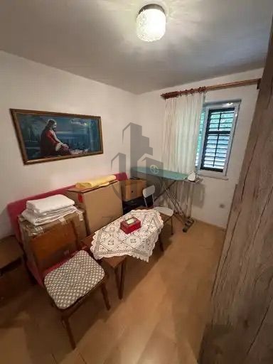Kuća, Postira - 434 m2 (tri apartmana) (11)