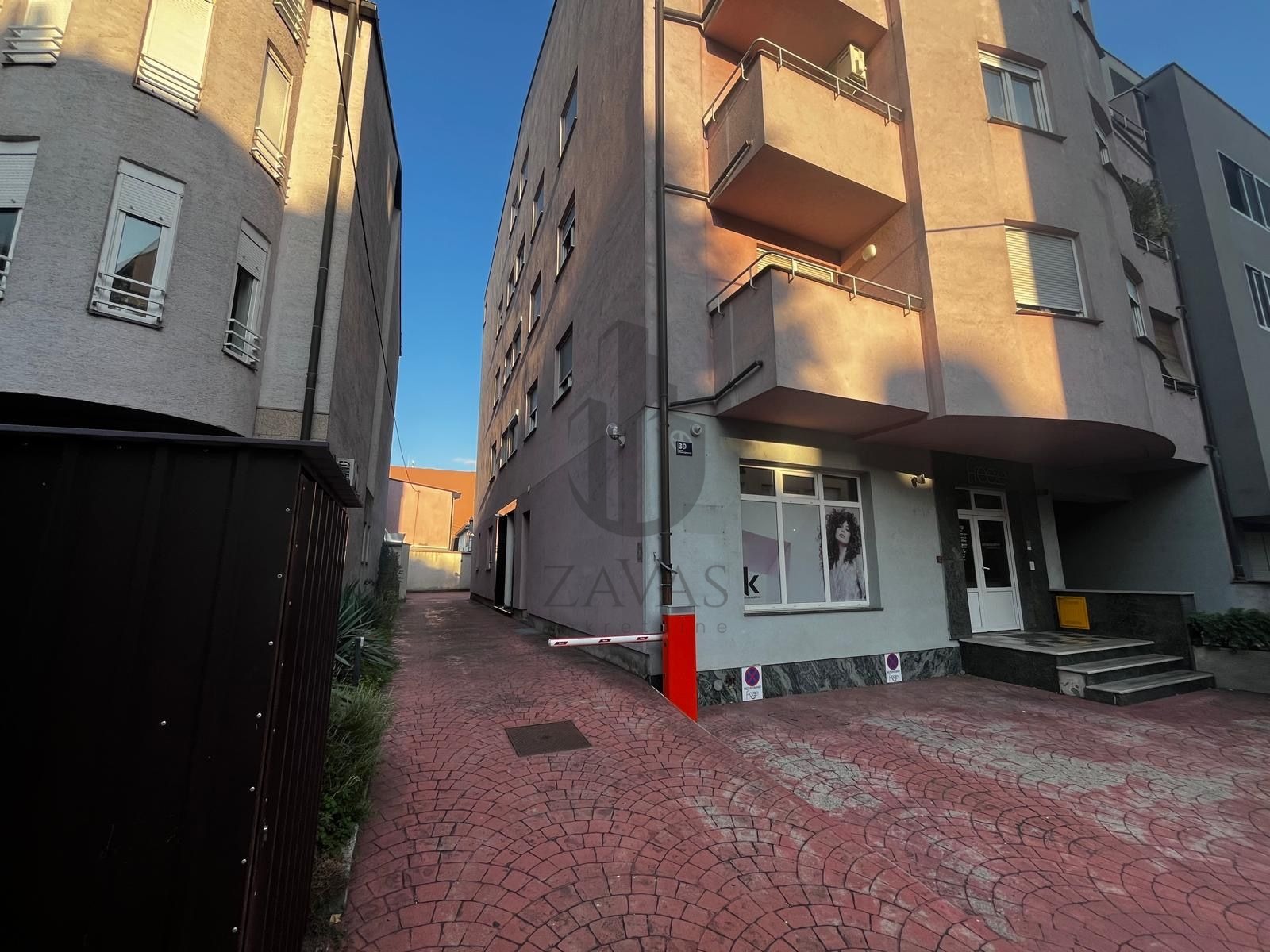 Poslovni Prostor Trešnjevka +  Parking (83m2)