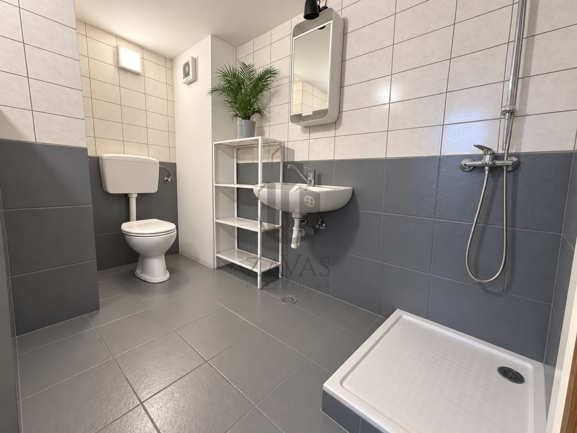 POSLOVNI PROSTOR, ZAKUP: ZAGREB - SREDIŠĆE, 62 m2 (6)
